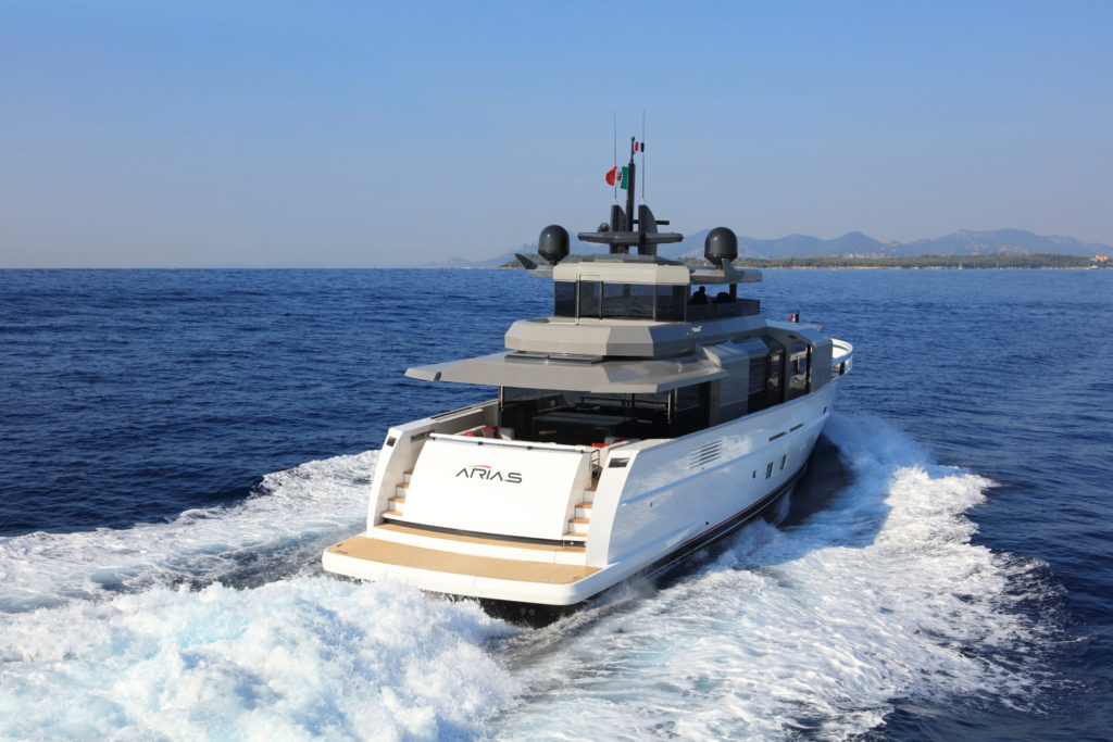 Arcadia A100 Superyacht Running