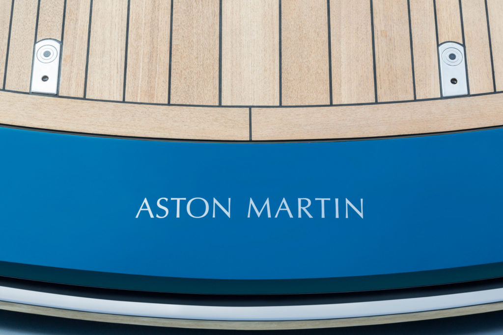Aston Martin AM37