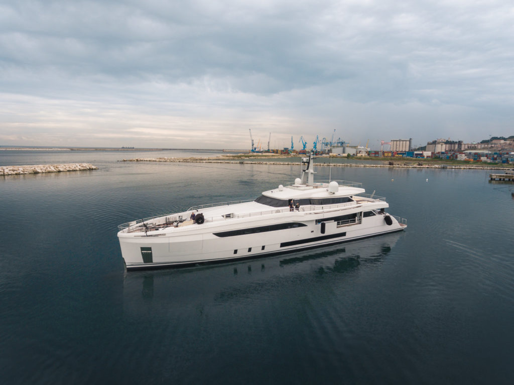 Wider 150 M/Y Bartali