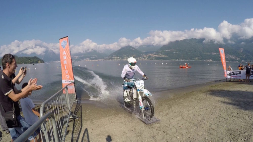 Luca Colombo Record mondiale moto acqua dolce