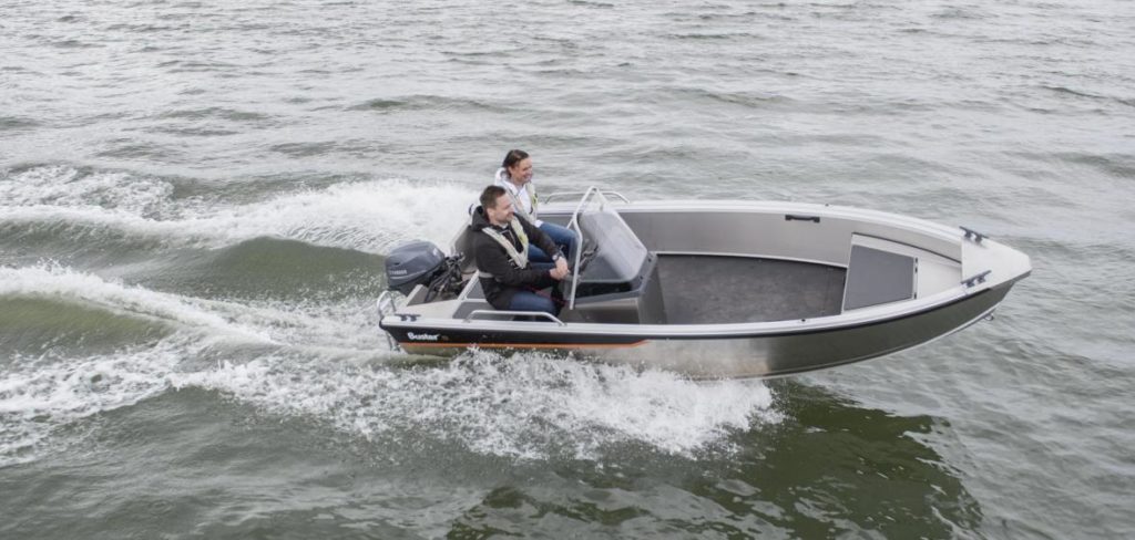 Yamaha Buster Boats SCC