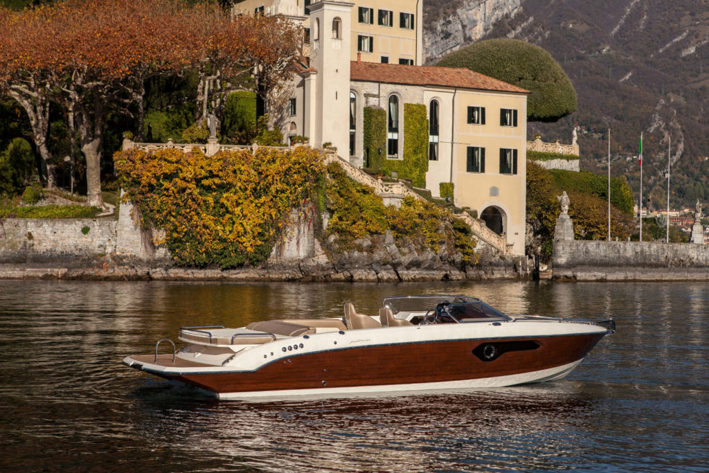 AMX 28 Woodline Riva 120