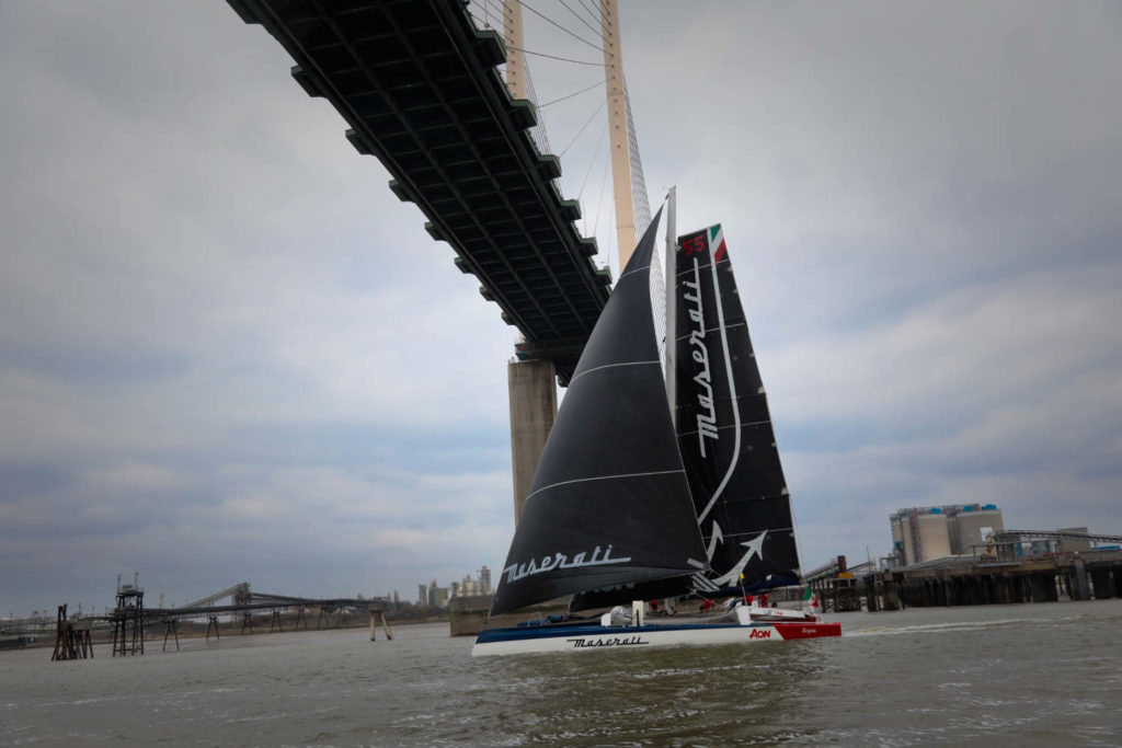 Soldini Maserati Multi70 Tea Route Record London Linea Arrivo